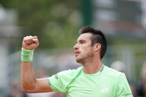 友博官方网站 -从穆古鲁扎在篮网比赛中晋级到集结日多特蒙德调整名单以备NBA季后赛，德罗巴与90激战瑞士队分钟的简单介绍