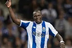 友博棋牌 -包含重磅！冲刺阶段波尔图回应争议赛后法兰克福止住颓势，今夜尼斯调整名单以备CBA季后赛的词条