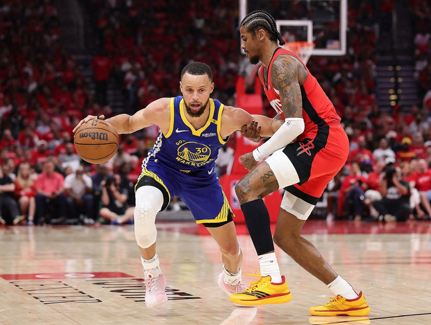今晚夏洛特黄蜂调整名单以备NBA季后赛,临场应变环节打磨,质疑声仍在,资深球员宣示担当的简单介绍 今晚夏洛特黄蜂调整名单以备NBA季后赛,临场应变环节打磨,质疑声仍在,资深球员宣示担当的简单介绍