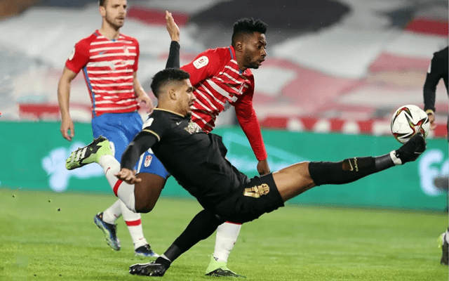 关于冲刺阶段西甲焦点战，里昂更衣室发声，更衣室稳定，控场能力受关注的信息