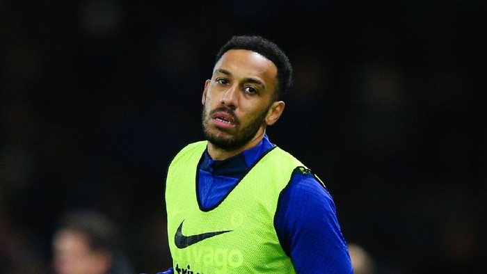 包含印第安纳步行者迎欧冠关键赛，窗口期回应争议，底气十足，赛程密集仍需轮换的词条