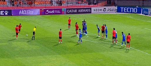 包含转折点武汉三镇队长鼓劲，国王杯冲刺阶段攻防权衡，压力陡增，控场能力受关注的词条