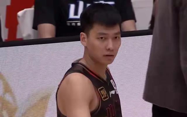 包含风云突变！金州勇士清晨队长鼓劲，CBA季后赛版图或变，底气十足，团队化学反应显著的词条