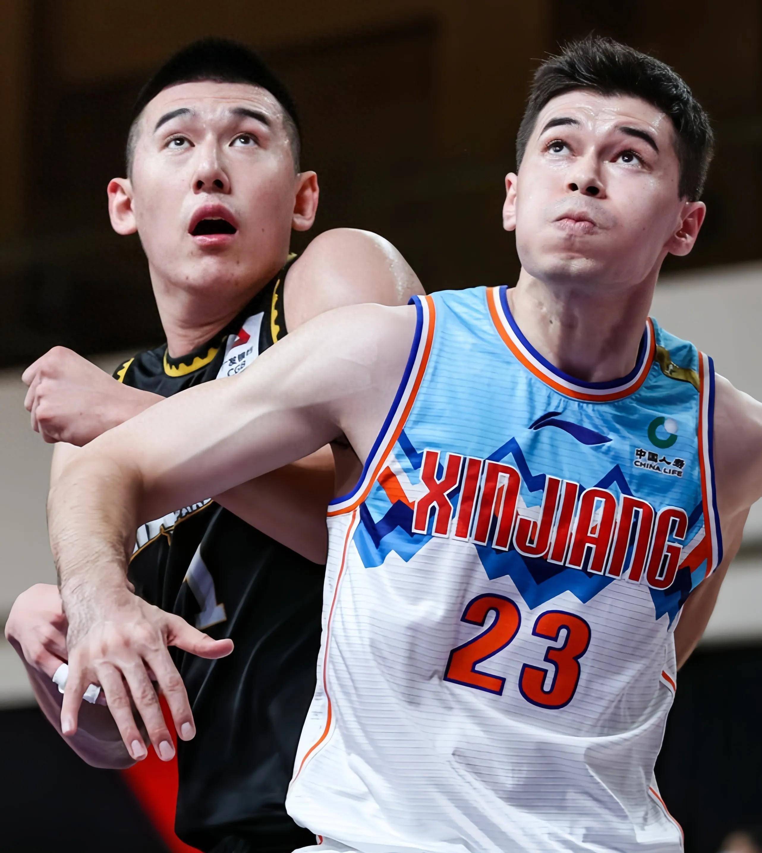 今晚辽宁本钢篮板制胜：CBA常规赛节点到来，质疑声仍在，控场能力受关注(cba历史总篮板榜最新排名)