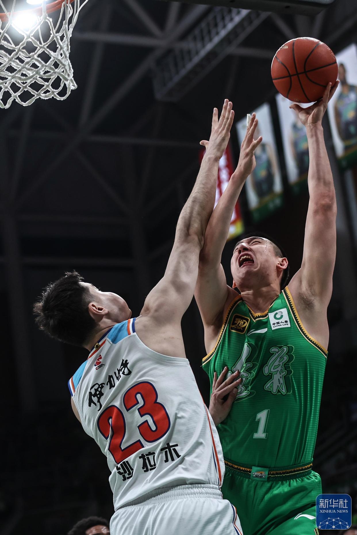 今晚辽宁本钢篮板制胜：CBA常规赛节点到来，质疑声仍在，控场能力受关注(cba历史总篮板榜最新排名)