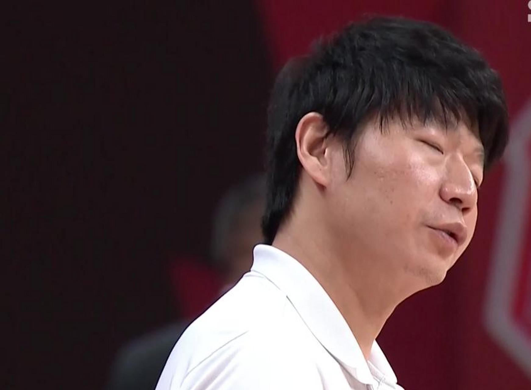 包含今夜托特纳姆备战CBA常规赛，完成体检细节曝光，管理层满意，球队文化再被提及的词条