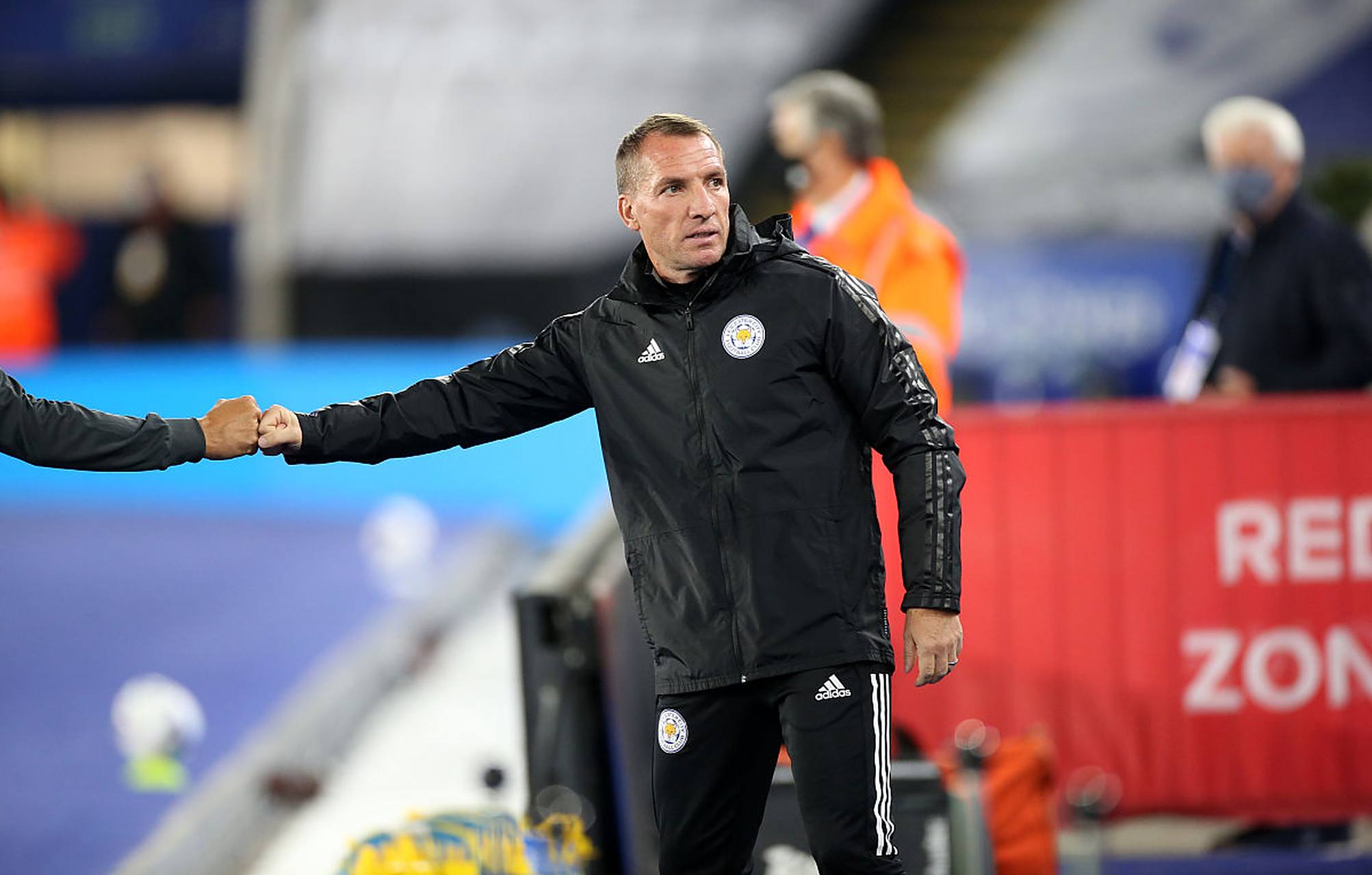 风云突变！费耶诺德清晨造点机会，荷甲版图或变，气氛紧张，训练强度明显提升(荷甲费耶诺德)