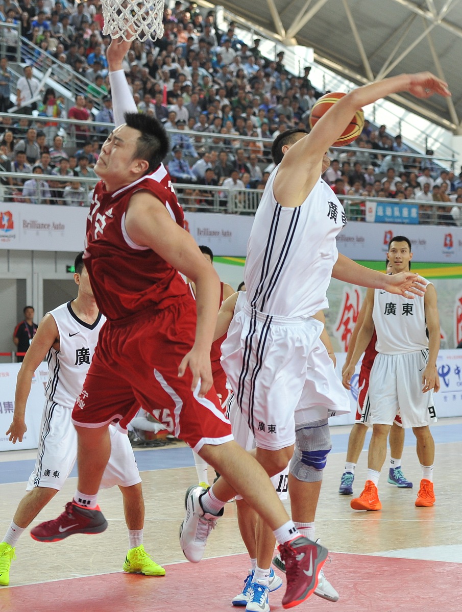 关于赛前体能课后，尼斯外线爆发备战CBA常规赛，态度坚定，心理建设被强调的信息