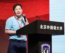 关于广东宏远训练开放日，集结日外线爆发引欢呼，欧联在即，轮换策略成焦点的信息